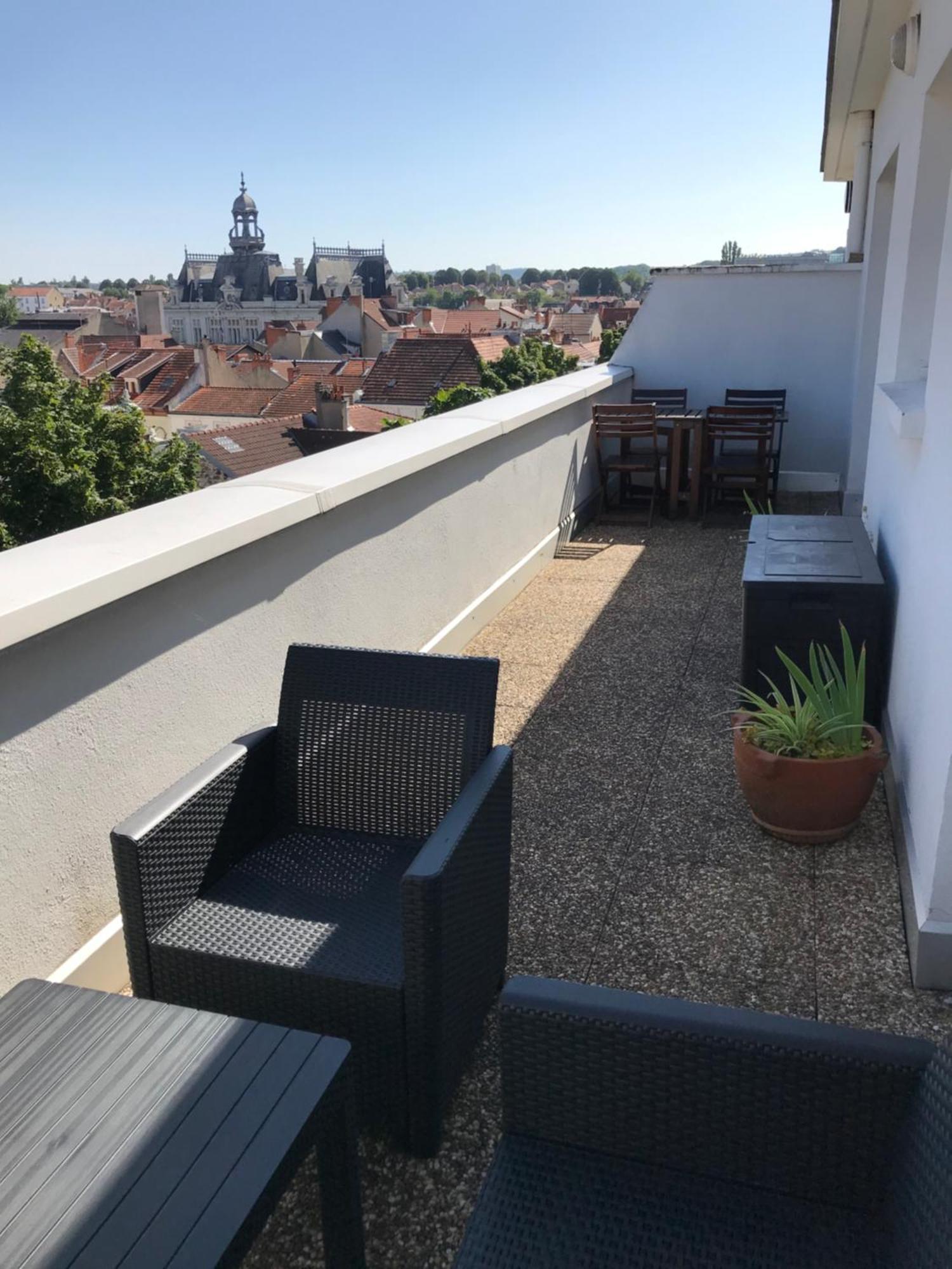 Appartement Avec Vue Panoramique Vichy Exterior foto